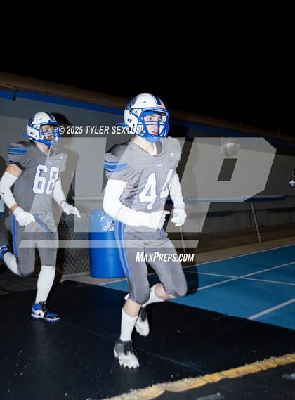 Thumbnail 1 in Mica Mountain @ Snowflake (AIA 4A Quarterfinal) photogallery.