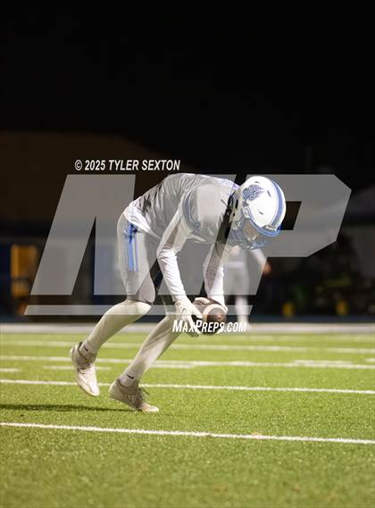 Thumbnail 3 in Mica Mountain @ Snowflake (AIA 4A Quarterfinal) photogallery.