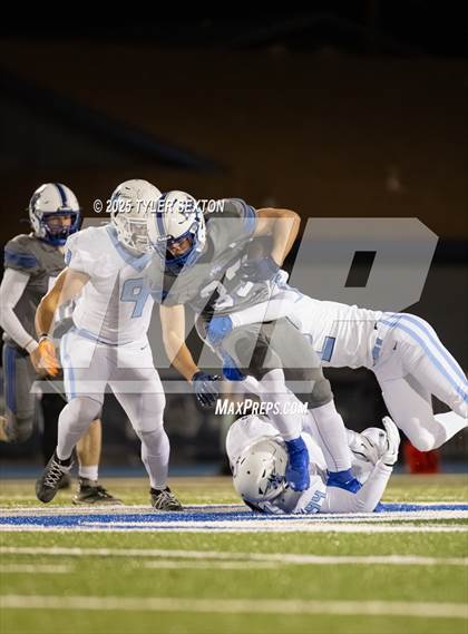 Thumbnail 1 in Mica Mountain @ Snowflake (AIA 4A Quarterfinal) photogallery.