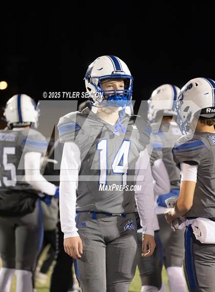 Thumbnail 1 in Mica Mountain @ Snowflake (AIA 4A Quarterfinal) photogallery.