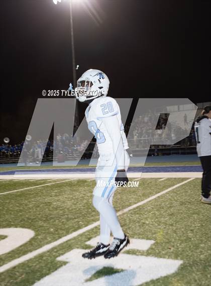 Thumbnail 1 in Mica Mountain @ Snowflake (AIA 4A Quarterfinal) photogallery.