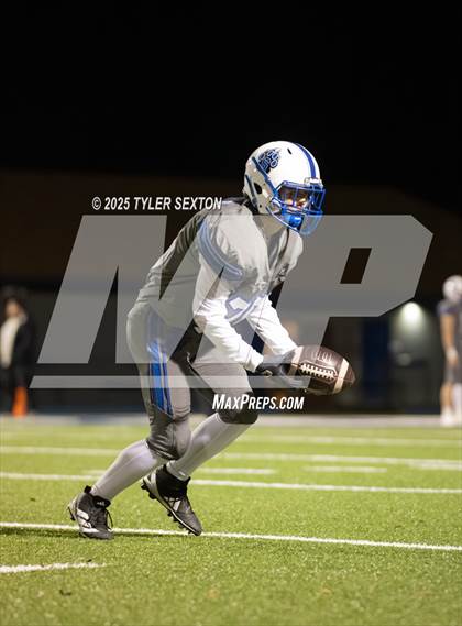 Thumbnail 1 in Mica Mountain @ Snowflake (AIA 4A Quarterfinal) photogallery.