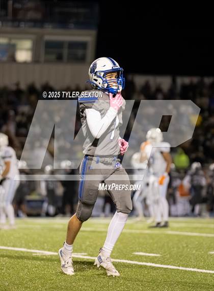 Thumbnail 1 in Mica Mountain @ Snowflake (AIA 4A Quarterfinal) photogallery.