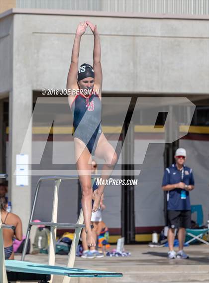 Thumbnail 2 in CIF Girls Diving Championships photogallery.