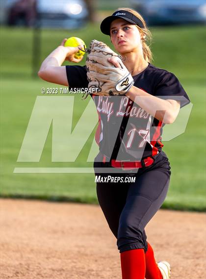 Thumbnail 2 in Connersville @ Rushville photogallery.