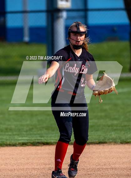 Thumbnail 1 in Connersville @ Rushville photogallery.