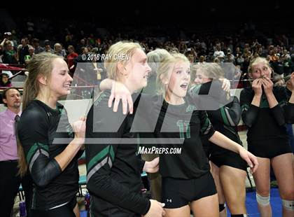 Thumbnail 1 in Mountain Vista vs. Fossil Ridge (CHSAA 5A Championship) photogallery.