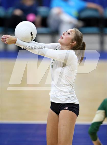 Thumbnail 2 in Mountain Vista vs. Fossil Ridge (CHSAA 5A Championship) photogallery.