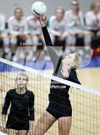 Thumbnail 1 in Mountain Vista vs. Fossil Ridge (CHSAA 5A Championship) photogallery.