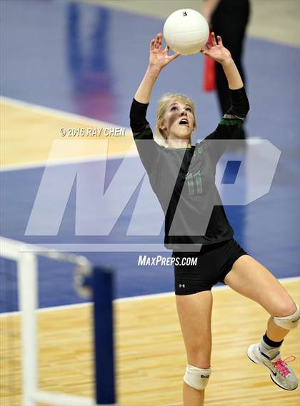 Thumbnail 1 in Mountain Vista vs. Fossil Ridge (CHSAA 5A Championship) photogallery.