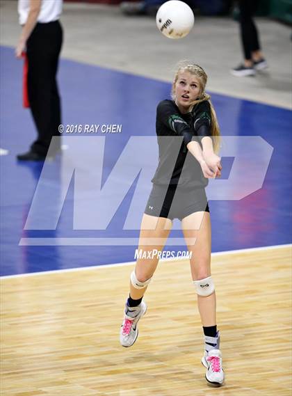 Thumbnail 3 in Mountain Vista vs. Fossil Ridge (CHSAA 5A Championship) photogallery.