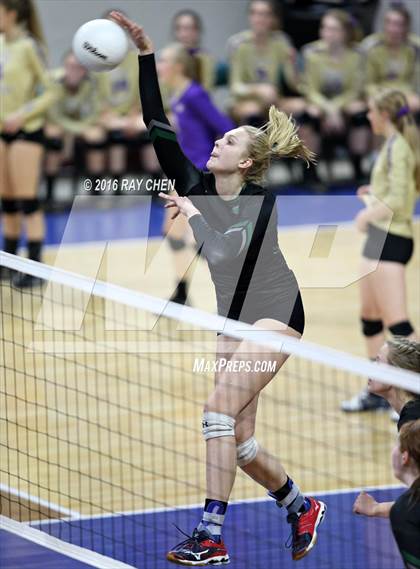 Thumbnail 1 in Mountain Vista vs. Fossil Ridge (CHSAA 5A Championship) photogallery.