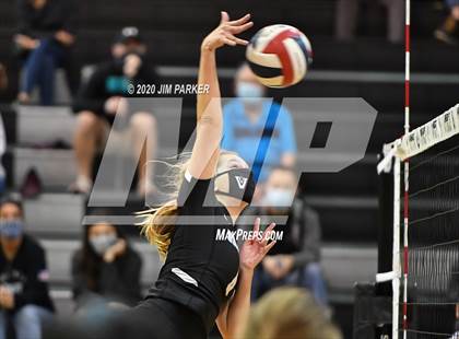 Thumbnail 1 in McNeil @ Vandegrift photogallery.
