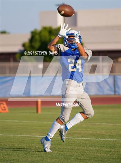Thumbnail 2 in FR: Combs @ Mesquite photogallery.