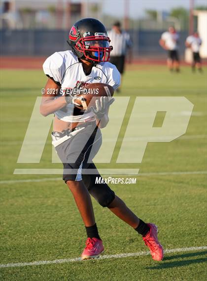 Thumbnail 2 in FR: Combs @ Mesquite photogallery.