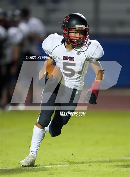 Thumbnail 3 in FR: Combs @ Mesquite photogallery.