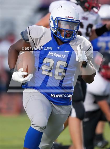 Thumbnail 1 in FR: Combs @ Mesquite photogallery.