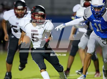Thumbnail 2 in FR: Combs @ Mesquite photogallery.