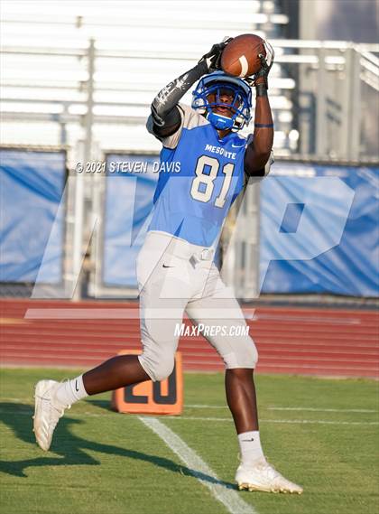 Thumbnail 3 in FR: Combs @ Mesquite photogallery.