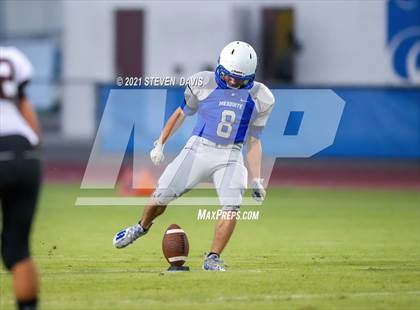 Thumbnail 2 in FR: Combs @ Mesquite photogallery.