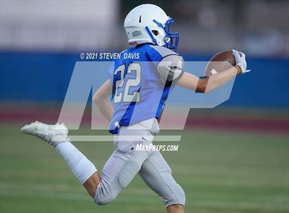 Thumbnail 1 in FR: Combs @ Mesquite photogallery.