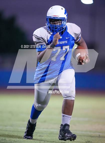 Thumbnail 1 in FR: Combs @ Mesquite photogallery.