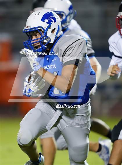 Thumbnail 1 in FR: Combs @ Mesquite photogallery.