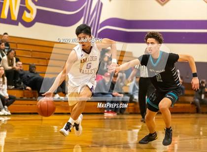Thumbnail 2 in Amador Valley vs. Deer Valley photogallery.
