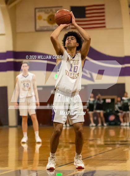 Thumbnail 2 in Amador Valley vs. Deer Valley photogallery.