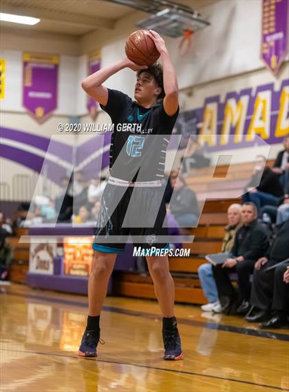 Thumbnail 3 in Amador Valley vs. Deer Valley photogallery.