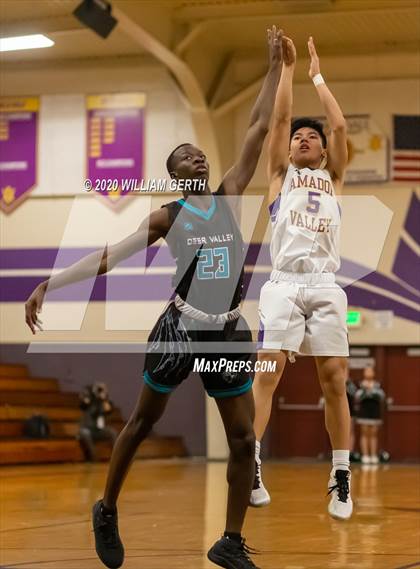Thumbnail 3 in Amador Valley vs. Deer Valley photogallery.