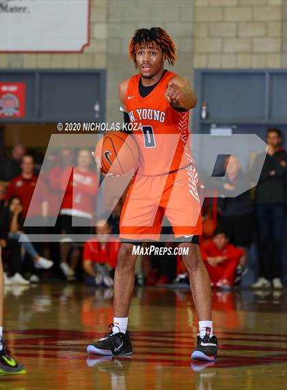 Thumbnail 3 in Whitney Young vs. Mater Dei (Nike Extravaganza) photogallery.