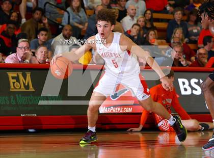 Thumbnail 1 in Whitney Young vs. Mater Dei (Nike Extravaganza) photogallery.