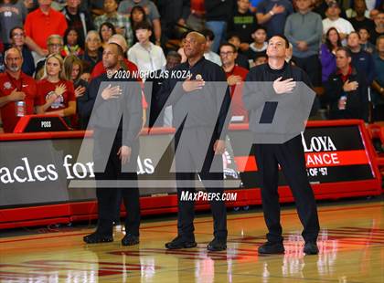 Thumbnail 1 in Whitney Young vs. Mater Dei (Nike Extravaganza) photogallery.
