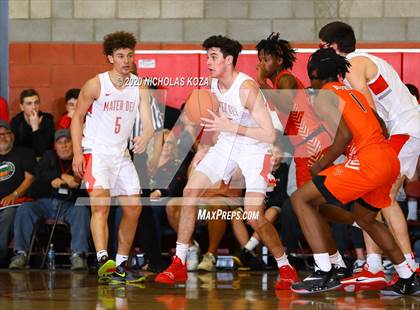 Thumbnail 1 in Whitney Young vs. Mater Dei (Nike Extravaganza) photogallery.