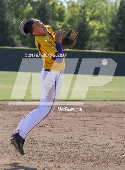 Thumbnail 1 in Hoover @ Fresno photogallery.
