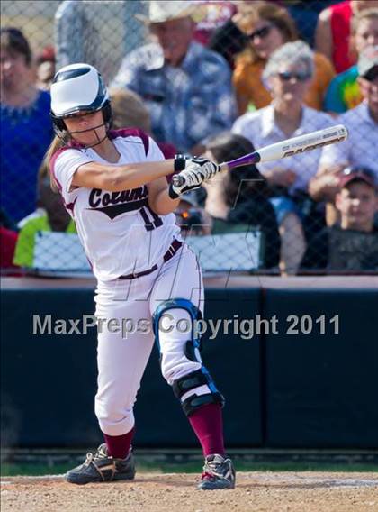 Thumbnail 3 in Sweeny vs Columbia (UIL 3A Region IV Final) photogallery.