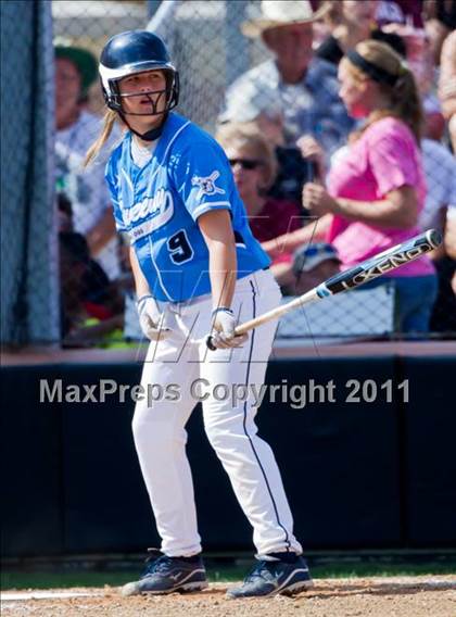 Thumbnail 3 in Sweeny vs Columbia (UIL 3A Region IV Final) photogallery.