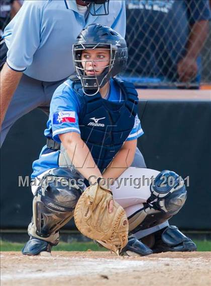 Thumbnail 2 in Sweeny vs Columbia (UIL 3A Region IV Final) photogallery.