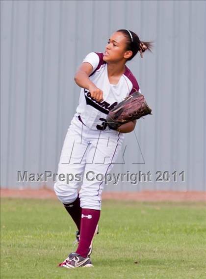 Thumbnail 1 in Sweeny vs Columbia (UIL 3A Region IV Final) photogallery.