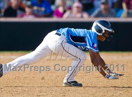 Thumbnail 1 in Sweeny vs Columbia (UIL 3A Region IV Final) photogallery.