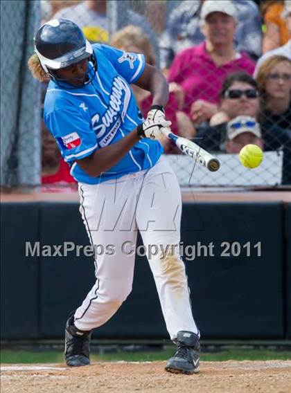 Thumbnail 2 in Sweeny vs Columbia (UIL 3A Region IV Final) photogallery.
