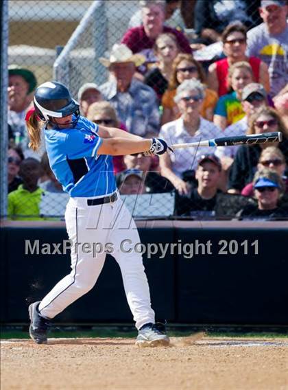 Thumbnail 2 in Sweeny vs Columbia (UIL 3A Region IV Final) photogallery.