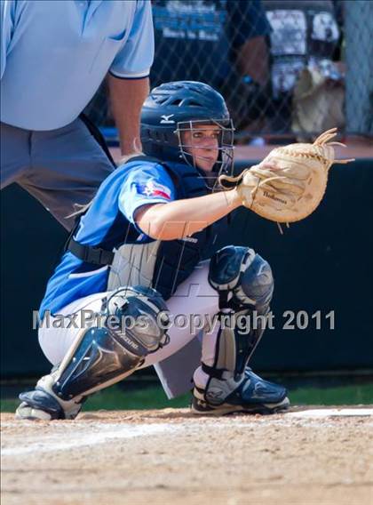 Thumbnail 1 in Sweeny vs Columbia (UIL 3A Region IV Final) photogallery.