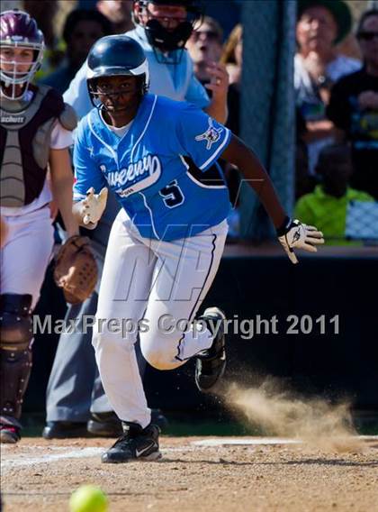 Thumbnail 3 in Sweeny vs Columbia (UIL 3A Region IV Final) photogallery.