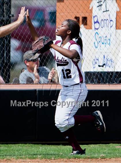 Thumbnail 2 in Sweeny vs Columbia (UIL 3A Region IV Final) photogallery.