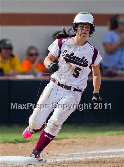 Thumbnail 1 in Sweeny vs Columbia (UIL 3A Region IV Final) photogallery.