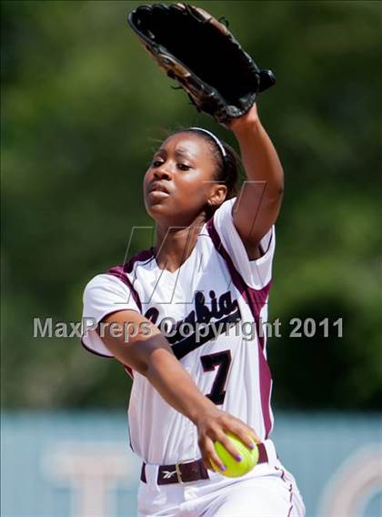 Thumbnail 2 in Sweeny vs Columbia (UIL 3A Region IV Final) photogallery.