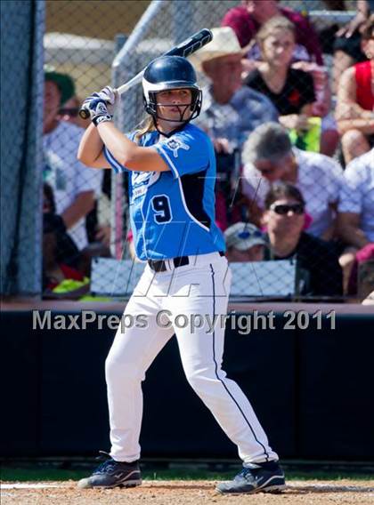 Thumbnail 1 in Sweeny vs Columbia (UIL 3A Region IV Final) photogallery.