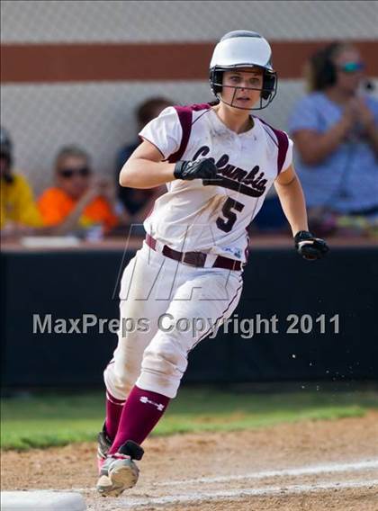 Thumbnail 3 in Sweeny vs Columbia (UIL 3A Region IV Final) photogallery.